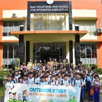 Kegiatan Outdoor Study Kelas 3 Ke SMKN Pertanian Terpadu Riau | SD METTA MAITREYA
